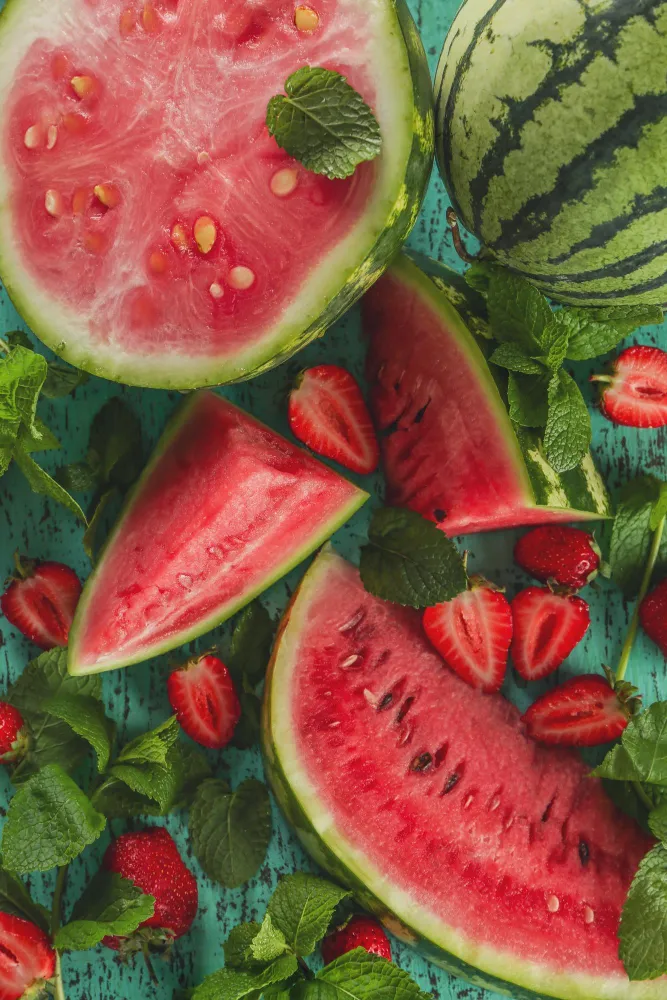 STRAWBERRY WATERMELON ICE (Background)